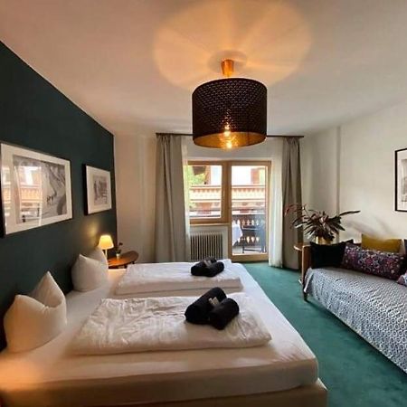 Cafe Schneider Appartments Санкт-Антон-ам-Арльберг Екстер'єр фото