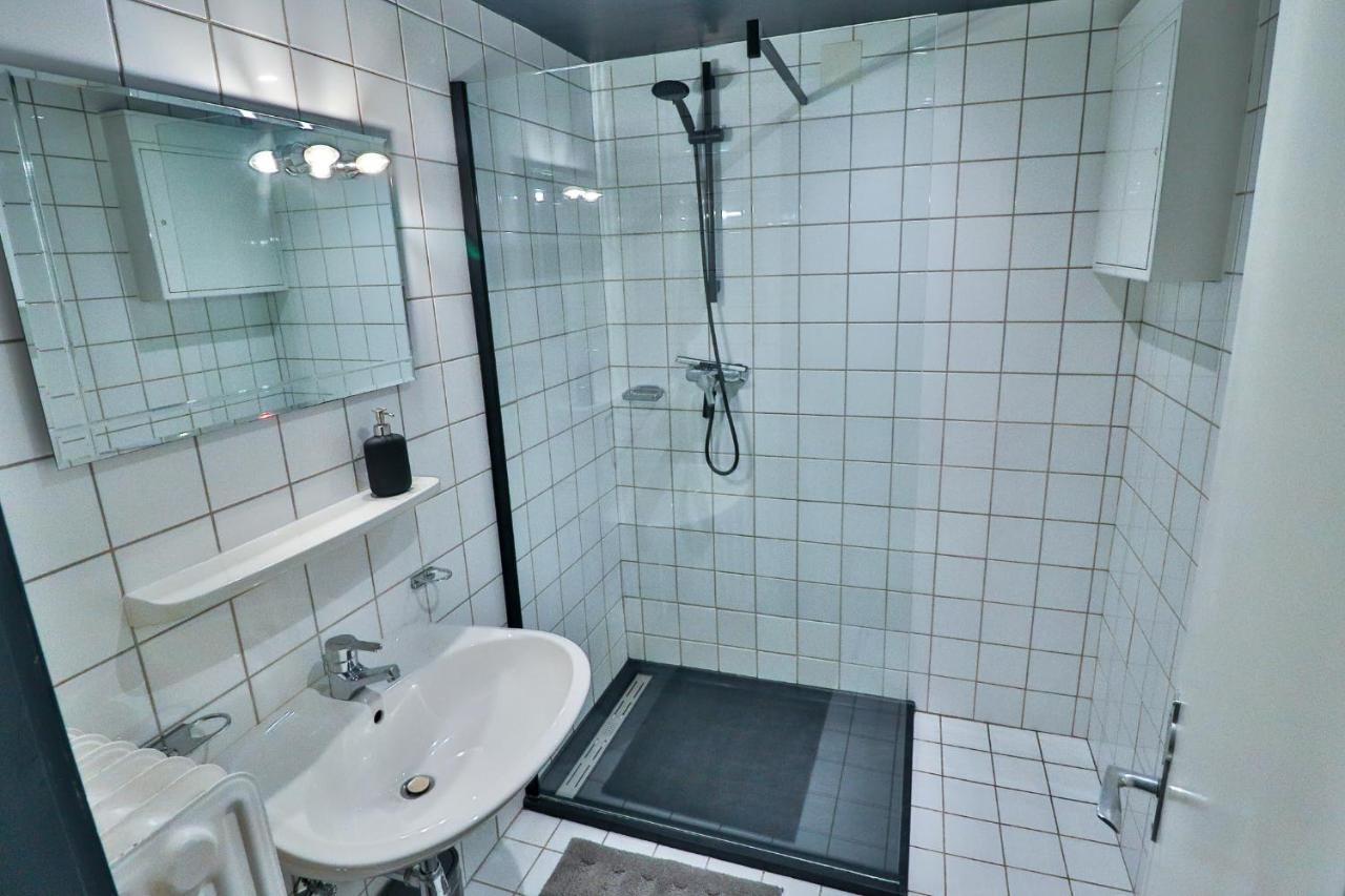 Cafe Schneider Appartments Санкт-Антон-ам-Арльберг Екстер'єр фото