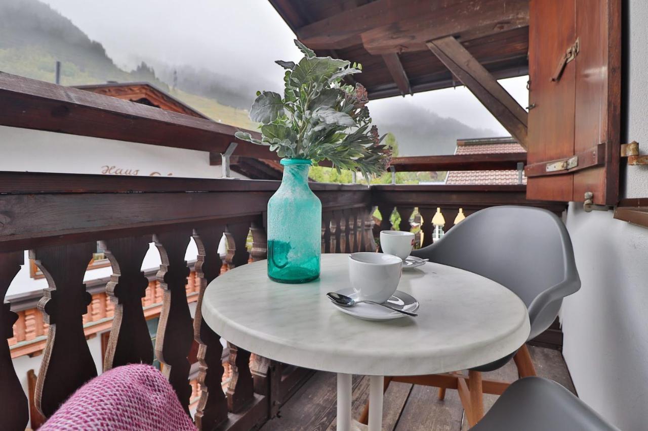 Cafe Schneider Appartments Санкт-Антон-ам-Арльберг Екстер'єр фото